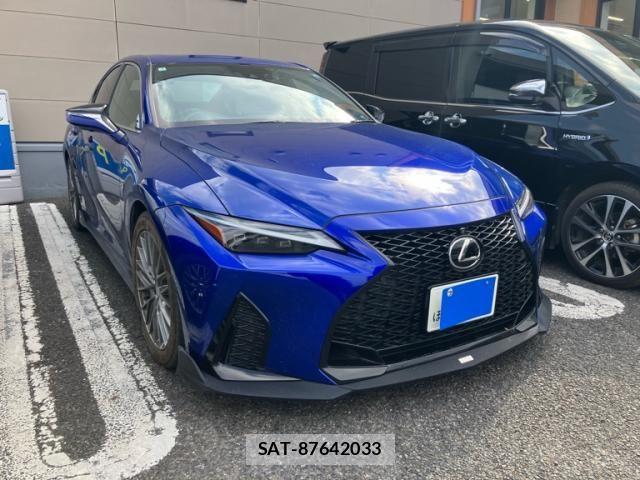 Lexus IS 2023-01 3771368-1