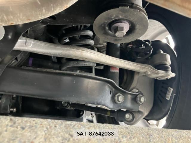 Lexus IS 2023-01 3771368-25