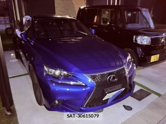 Lexus IS 2013-05 4326207-0