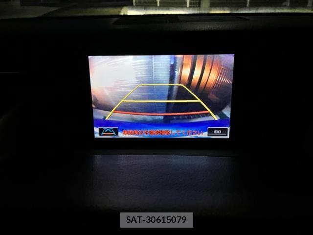 Lexus IS 2013-05 4326207-11