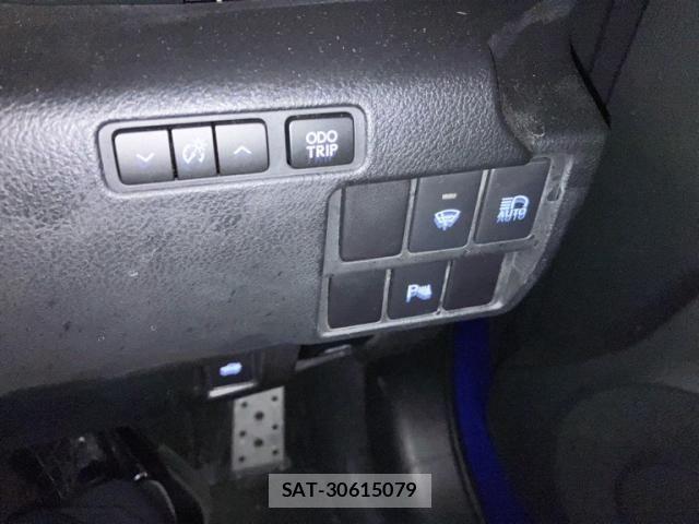 Lexus IS 2013-05 4326207-13