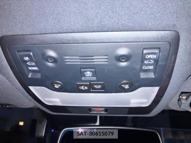 Lexus IS 2013-05 4326207-17