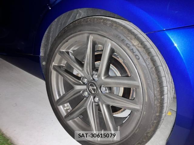 Lexus IS 2013-05 4326207-4