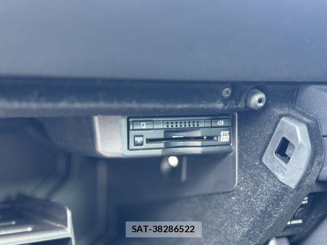 Lexus IS 2019-09 4595444-12
