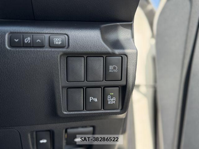 Lexus IS 2019-09 4595444-15
