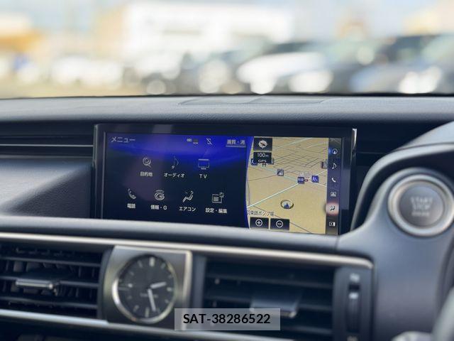 Lexus IS 2019-09 4595444-6