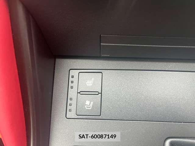 Lexus IS 2021-01 6216379-7