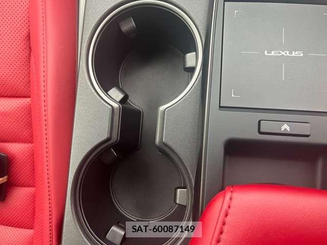 Lexus IS 2021-01 6216379-12