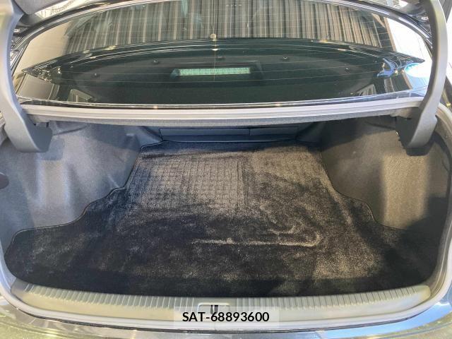 Lexus IS 2019-07 6612824-19