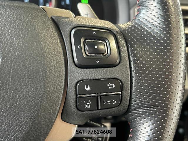 Lexus IS 2019-03 6612823-15