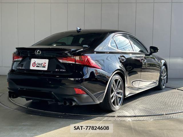 Lexus IS 2019-03 6612823-2
