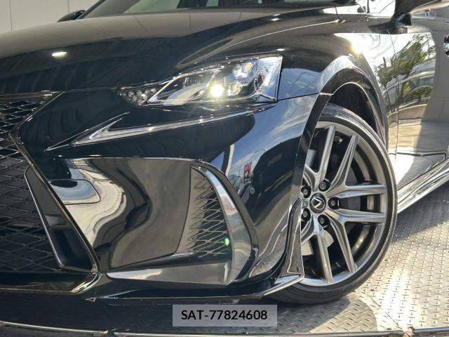 Lexus IS 2019-03 6612823-3