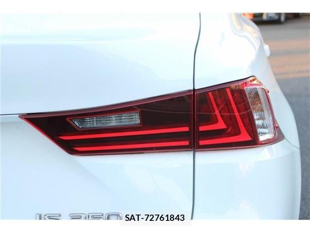 Lexus IS 2014-06 6691091-12