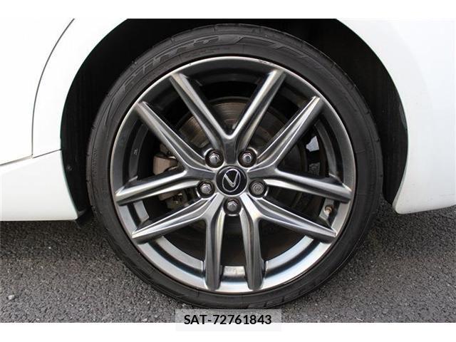 Lexus IS 2014-06 6691091-13