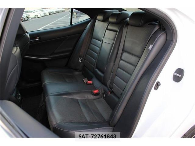 Lexus IS 2014-06 6691091-2