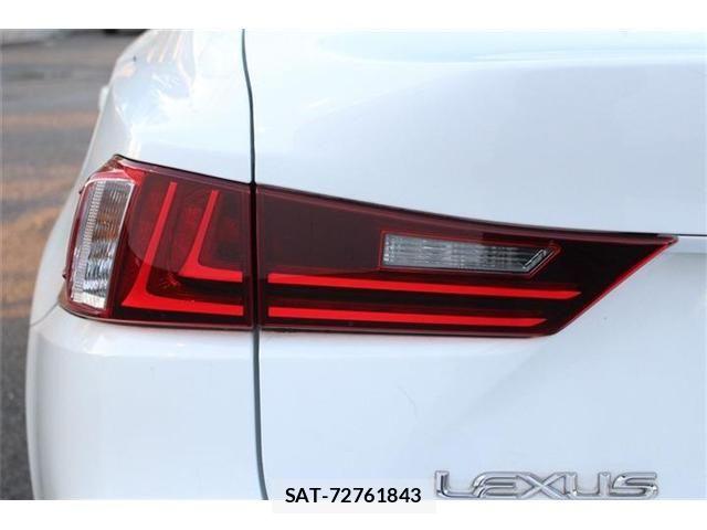 Lexus IS 2014-06 6691091-29