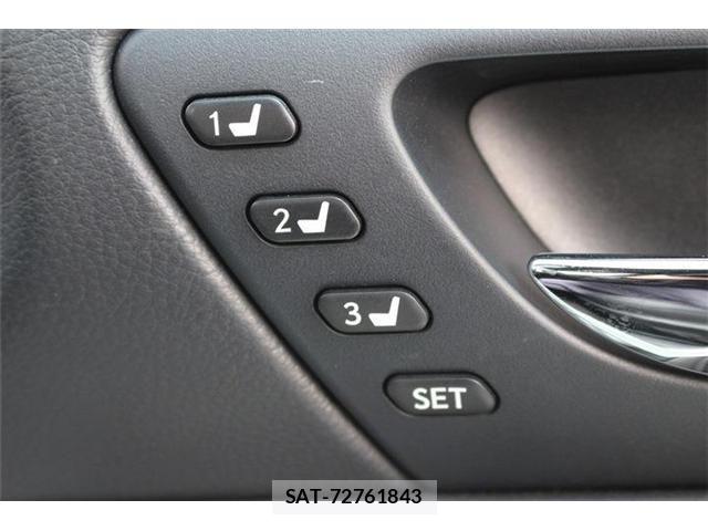 Lexus IS 2014-06 6691091-6