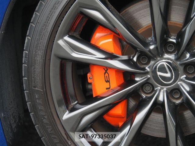 Lexus IS 2023-08 6752242-9