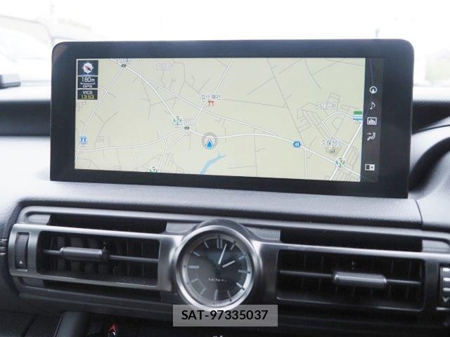 Lexus IS 2023-08 6752242-19