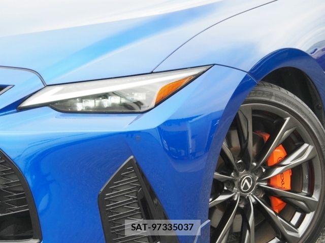 Lexus IS 2023-08 6752242-7