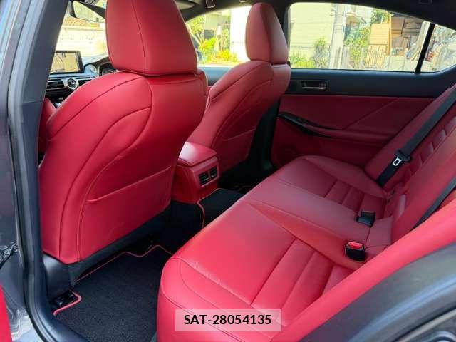 Lexus IS 2021-10 6752239-18