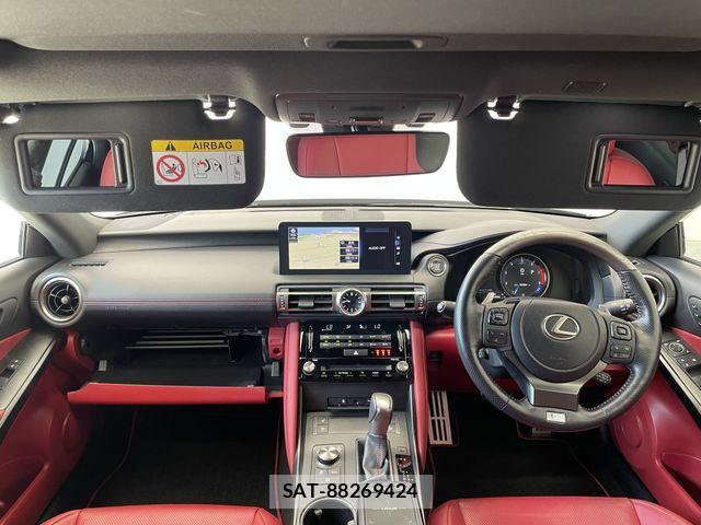 Lexus IS 2021-01 6907714-25