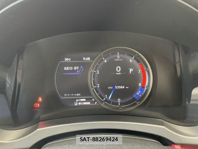 Lexus IS 2021-01 6907714-5