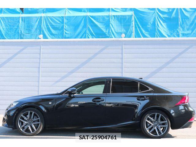 Lexus IS 2014-04 6995064-12