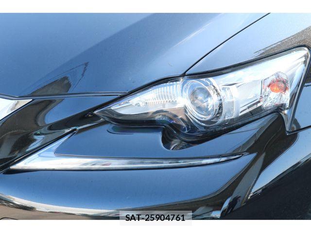Lexus IS 2014-04 6995064-13