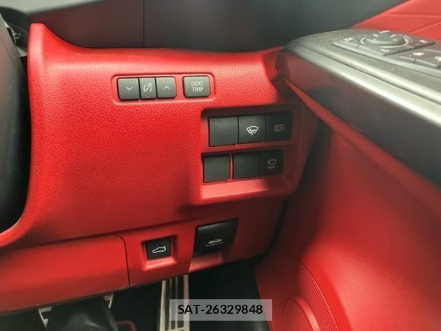 Lexus IS 2021-05 7328028-16