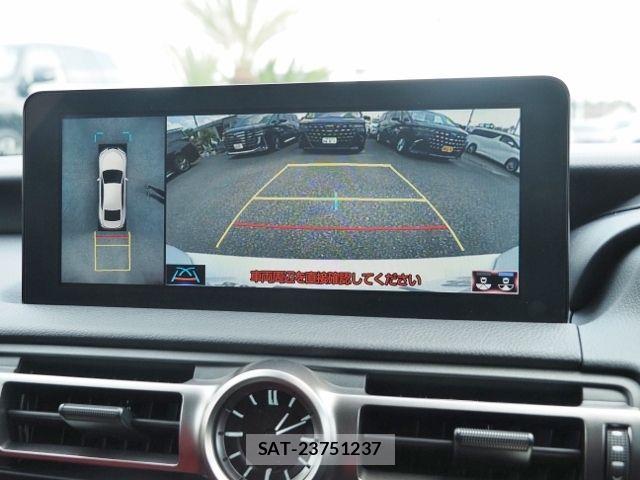Lexus IS 2021-08 7455397-18