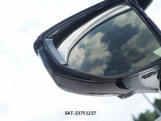 Lexus IS 2021-08 7455397-20