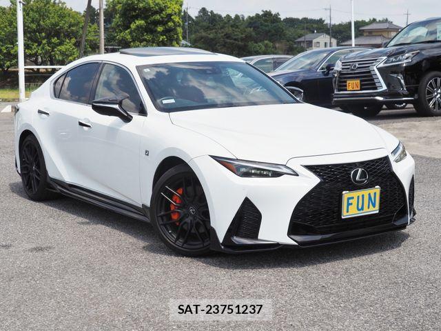 Lexus IS 2021-08 7455397-2