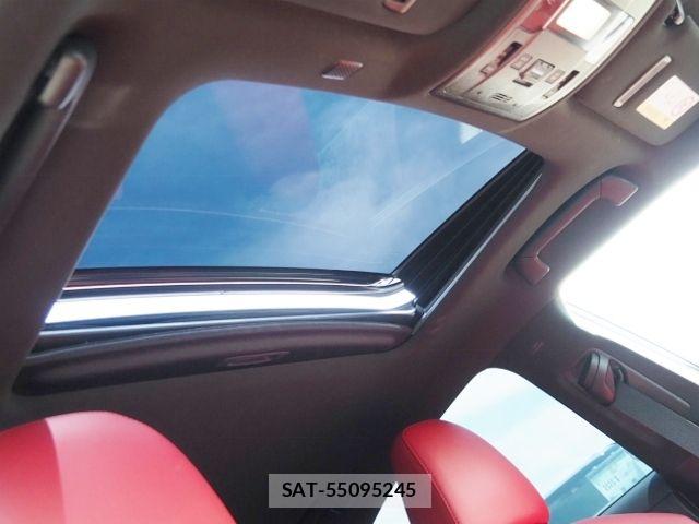 Lexus IS 2021-06 7509027-9