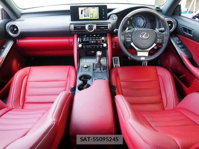 Lexus IS 2021-06 7509027-10