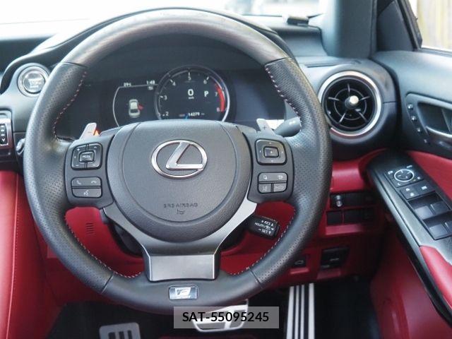 Lexus IS 2021-06 7509027-15
