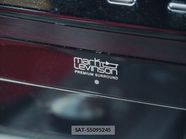 Lexus IS 2021-06 7509027-16