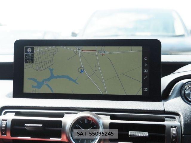 Lexus IS 2021-06 7509027-17