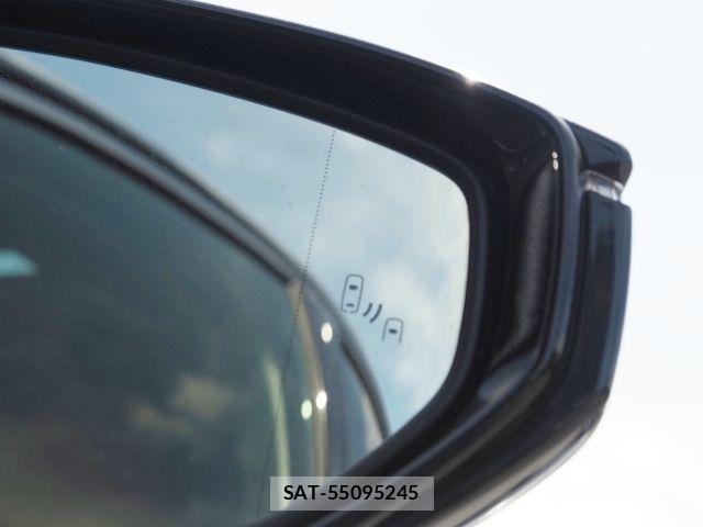 Lexus IS 2021-06 7509027-19