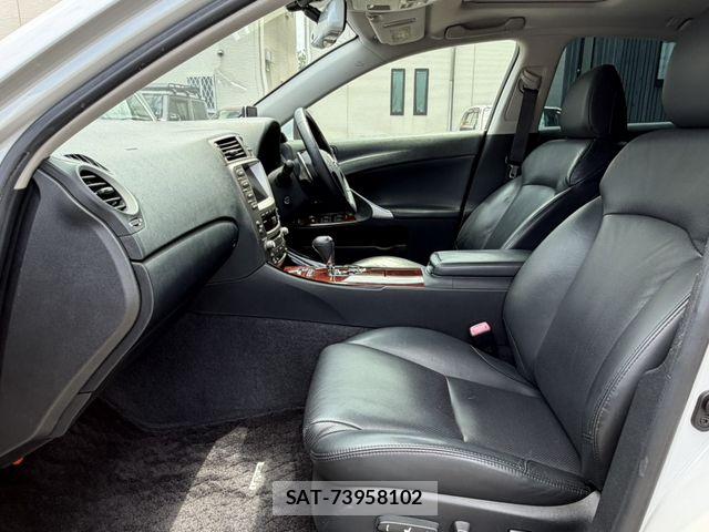 Lexus IS 2007-09 7509028-19