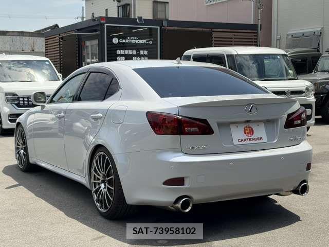 Lexus IS 2007-09 7509028-3