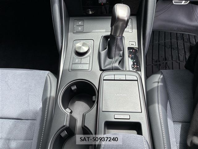 Lexus IS 2022-05 7509026-14