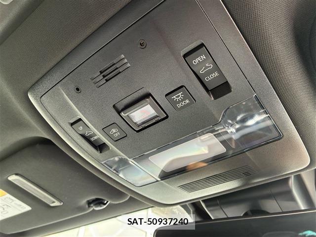 Lexus IS 2022-05 7509026-18
