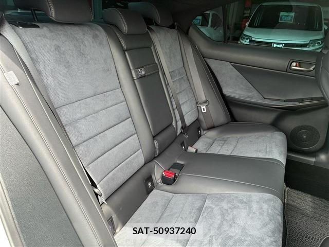 Lexus IS 2022-05 7509026-7
