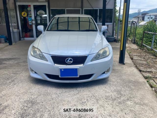 Lexus IS 2007-12 7562353-0