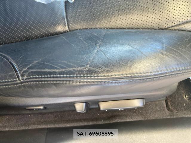 Lexus IS 2007-12 7562353-14