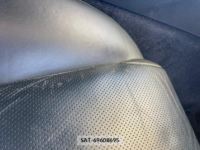 Lexus IS 2007-12 7562353-15