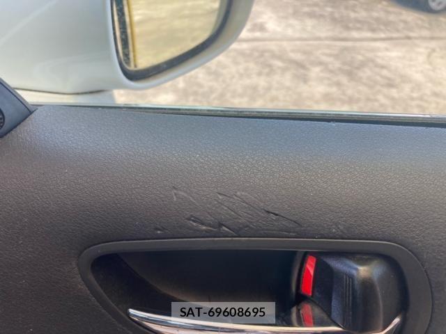 Lexus IS 2007-12 7562353-17