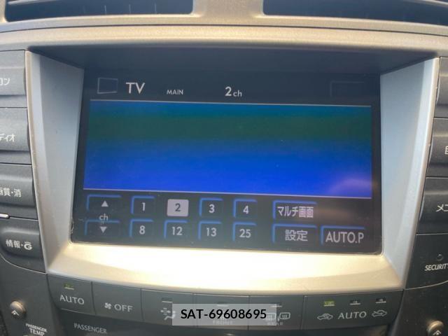 Lexus IS 2007-12 7562353-23