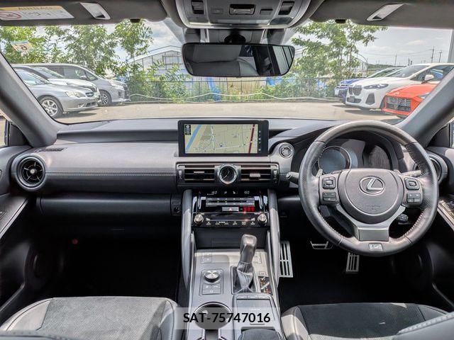 Lexus IS 2023-06 7617651-2